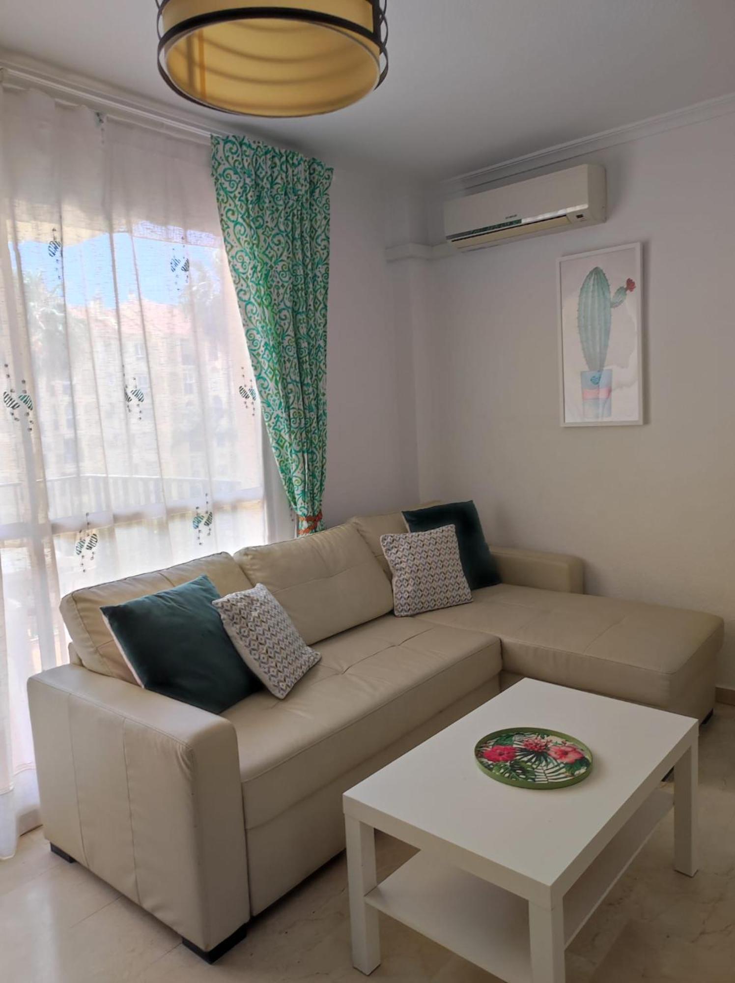 Apartamento Al Lado De La Playa Fuengirola Bagian luar foto